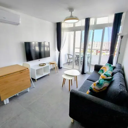 Blue Day By Casas Cocodrilo * Playa del Ingles (Gran Canaria)